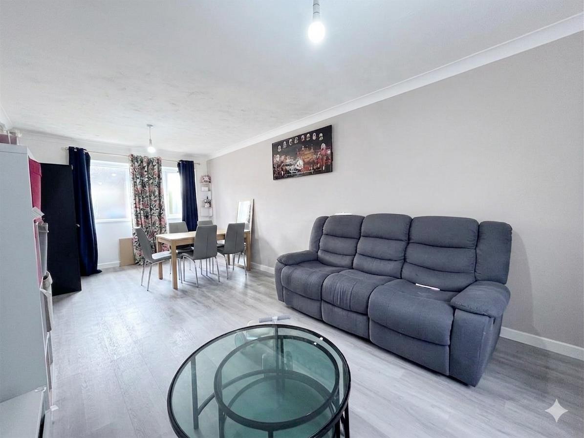 3 bed property in Ferndale, Milton Keynes